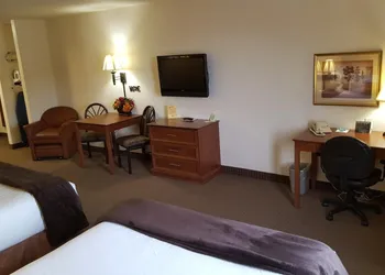 Expressway Suites Fargo hotel thumbnail 6