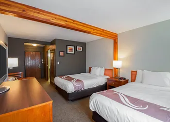 Quality Inn Salisbury North hotel thumbnail 4
