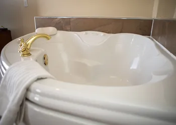 Comfort Inn Lethbridge hotel thumbnail 8