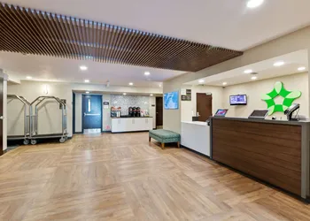 Extended Stay America Premier Suites - Union City - Dyer St. hotel thumbnail 3