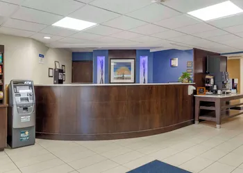 Best Western Plus Berkshire Hills Inn & Suites hotel thumbnail 3