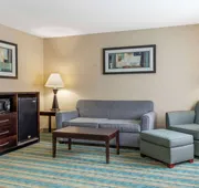 Best Western Plus Berkshire Hills Inn & Suites hotel detail image 5