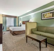 Best Western Plus Berkshire Hills Inn & Suites hotel detail image 7