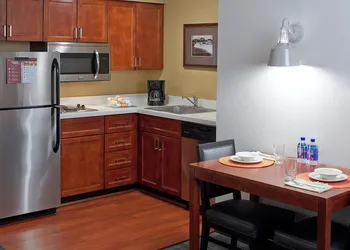 Residence Inn Minneapolis Downtown at The Depot by Marriott hotel thumbnail 8