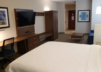 Holiday Inn Express Hotel & Suites Weslaco by IHG hotel thumbnail 4