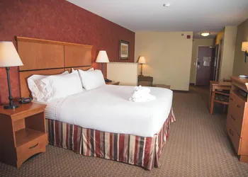 Holiday Inn Express & Suites Loveland by IHG hotel thumbnail 6