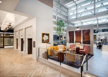 Embassy Suites by Hilton Atlanta Buckhead hotel thumbnail 2