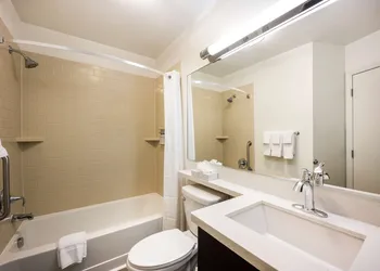 Sonesta Simply Suites Detroit Warren hotel thumbnail 7
