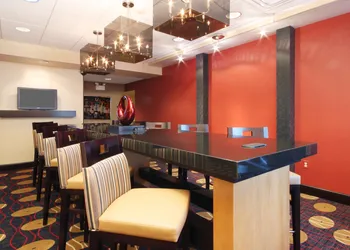 Hampton Inn Champaign/Urbana hotel thumbnail 7