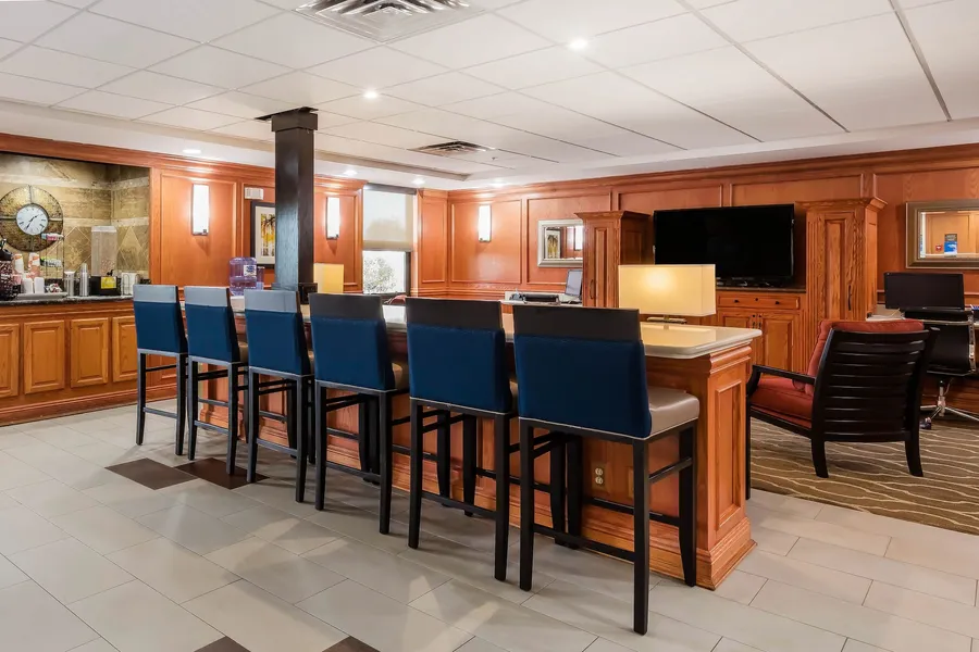 Comfort Inn & Suites Little Rock Airport hotel detail image 2
