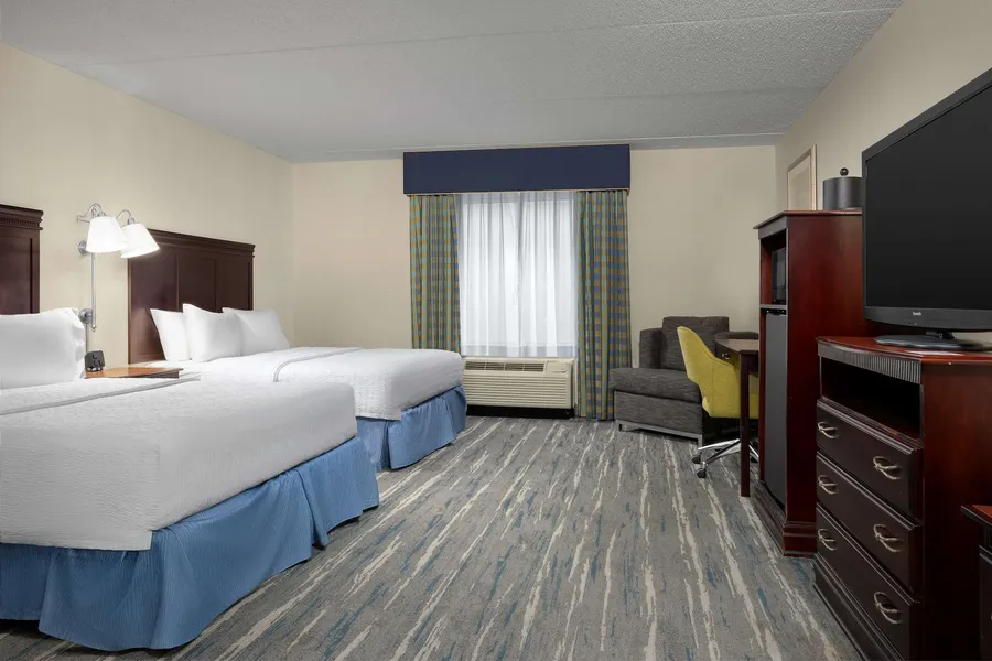 Hampton Inn Syracuse Clay hotel detail image 6