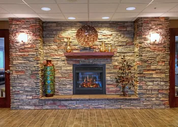 Hampton Inn Great Falls hotel thumbnail 8