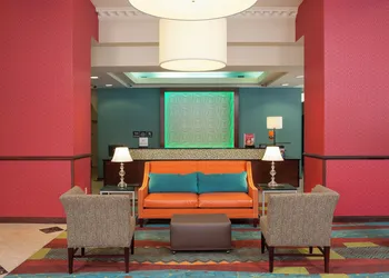 Hampton Inn Indianapolis Downtown Across from Circle Centre hotel thumbnail 7
