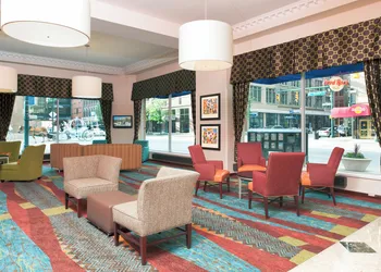 Hampton Inn Indianapolis Downtown Across from Circle Centre hotel thumbnail 8