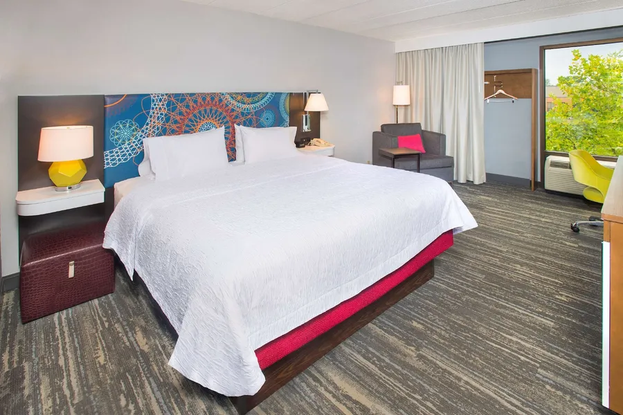 Hampton Inn & Suites Annapolis hotel detail image 6