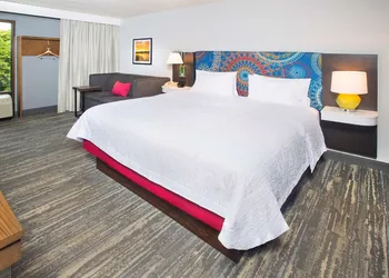 Hampton Inn & Suites Annapolis hotel thumbnail 8
