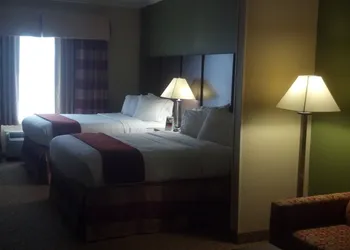 Holiday Inn Express & Suites Bonifay by IHG hotel thumbnail 2