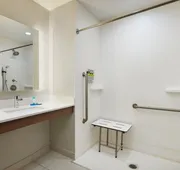 Holiday Inn Express & Suites Bonifay by IHG hotel detail image 7