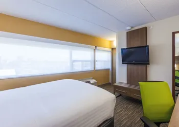Holiday Inn Express Saint John Harbour Side by IHG hotel thumbnail 3