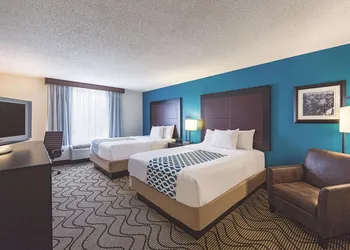Spark by Hilton Central Point Medford hotel thumbnail 7