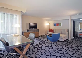 Hilton Palm Springs Resort hotel thumbnail 2
