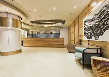Dream Midtown, by Hyatt hotel thumbnail 2