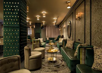 Dream Midtown, by Hyatt hotel thumbnail 8