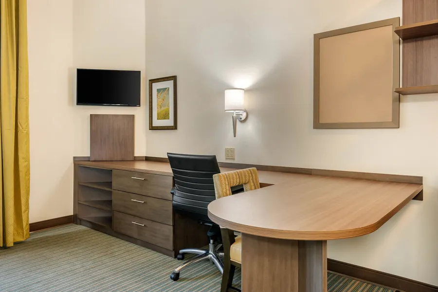 Candlewood Suites Fort Myers Sanibel Gateway by IHG hotel detail image 6