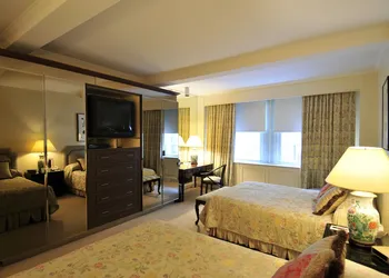 The Lombardy Hotel hotel thumbnail 4