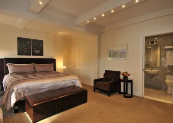 The Lombardy Hotel hotel thumbnail 5