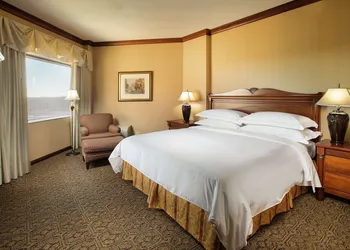 DoubleTree by Hilton Lisle Naperville hotel thumbnail 8