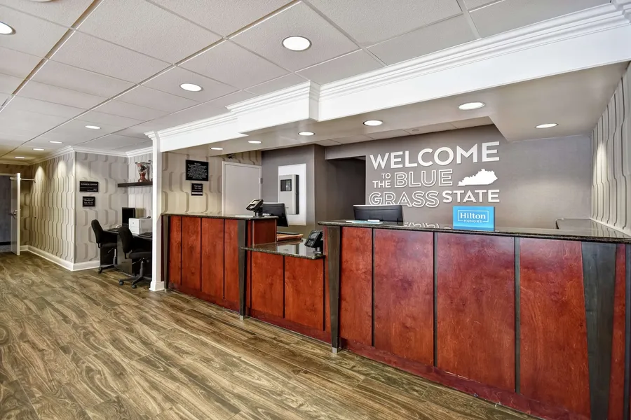Hampton Inn I-75 Lexington/Hamburg Area hotel detail image 2