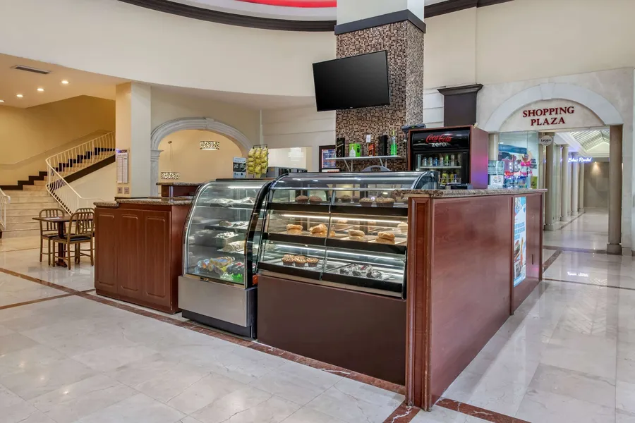 Ramada Plaza by Wyndham Marco Polo Beach Resort hotel detail image 6
