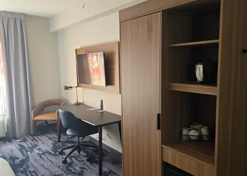 Fairfield Inn & Suites by Marriott Cleveland hotel thumbnail 5
