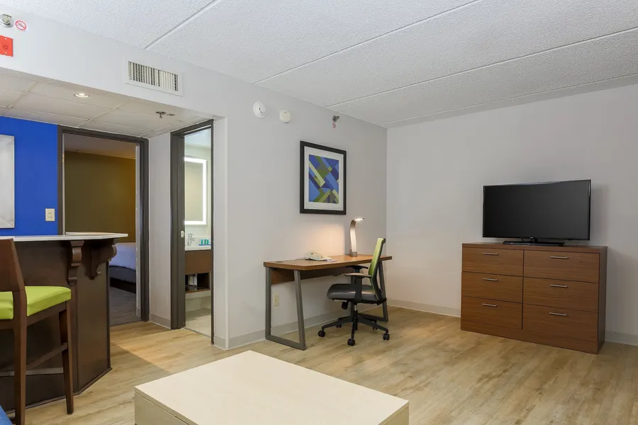 Holiday Inn Express Milwaukee-West Medical Center by IHG hotel detail image 6