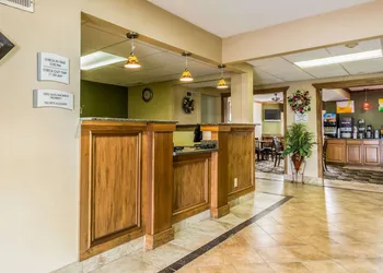 Quality Inn I-74 Batesville hotel thumbnail 4