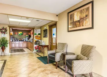 Quality Inn I-74 Batesville hotel thumbnail 5