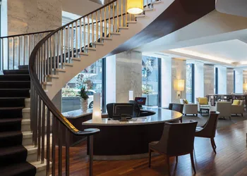 The Westin Michigan Avenue Chicago hotel thumbnail 2