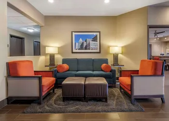 Comfort Suites Highlands Ranch Denver Tech Center Area hotel thumbnail 2
