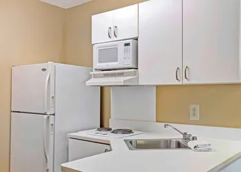 Extended Stay America Suites Jacksonville Camp Lejeune hotel thumbnail 7
