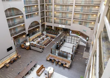 Embassy Suites by Hilton Seattle Bellevue hotel thumbnail 5