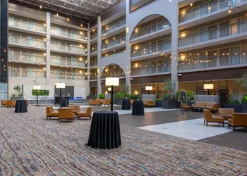 Embassy Suites by Hilton Seattle Bellevue hotel thumbnail 7