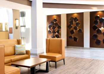 Embassy Suites by Hilton Seattle Bellevue hotel thumbnail 8