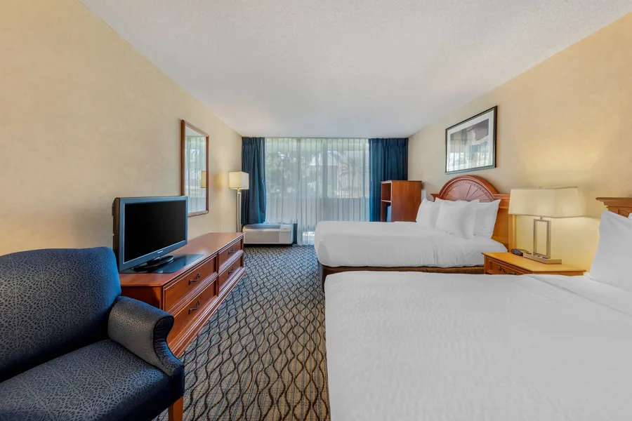 Clarion Hotel Anaheim Resort hotel detail image 6