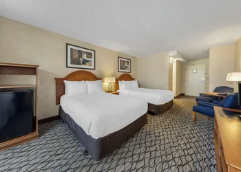Clarion Hotel Anaheim Resort hotel thumbnail 4