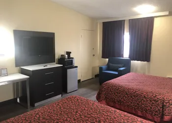 Days Inn by Wyndham Grove City Columbus South hotel thumbnail 7