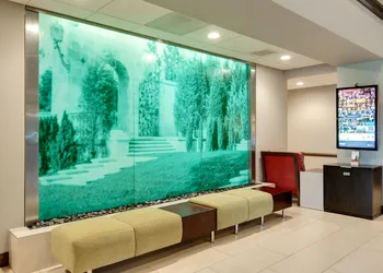Hotel Indigo Chicago-Vernon Hills by IHG hotel thumbnail 3