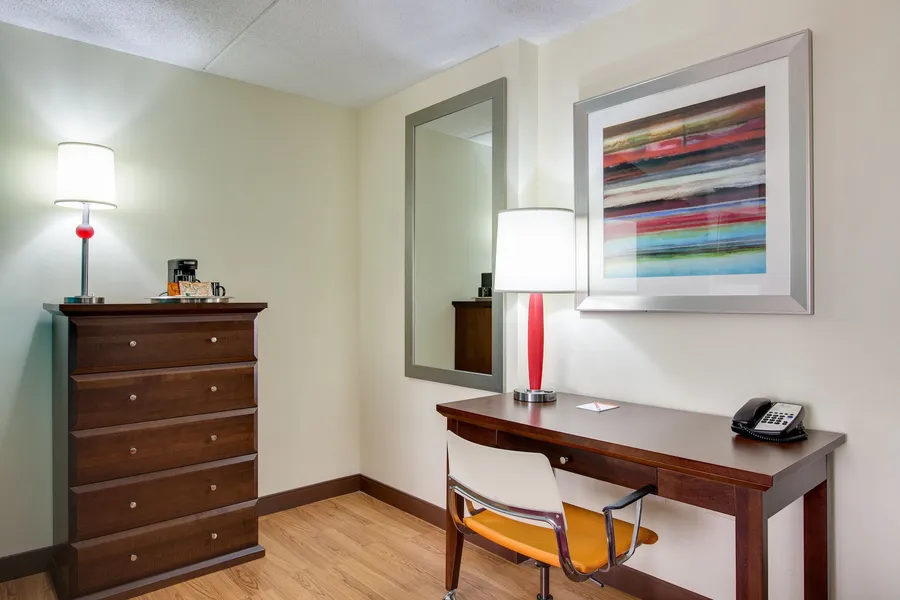 Hotel Indigo Chicago-Vernon Hills by IHG hotel detail image 6