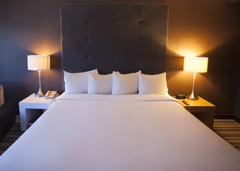 Hotel Huntington Beach hotel thumbnail 8