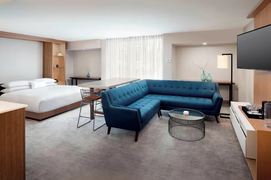 Delta Hotels by Marriott Seattle Everett hotel detail image 6